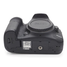 Load image into Gallery viewer, Canon EOS 7D Mark II 20.1 MP APS-C Camera Body - USED