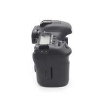 Load image into Gallery viewer, Canon EOS 7D Mark II 20.1 MP APS-C Camera Body - USED