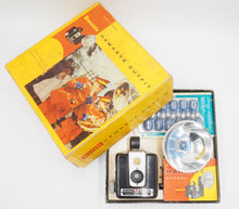 Load image into Gallery viewer, Kodak Brownie Hawkeye 620 Camera Box Set - USED