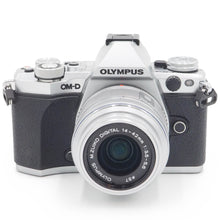 Load image into Gallery viewer, Olympus E-M5 II 16.1MP with 14-42mm M. Zuiko Lens - USED