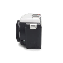 Load image into Gallery viewer, Pentax K-01 16 MP Mirrorless with Pentax-DA 40mm f/2.8 XS Lens - USED