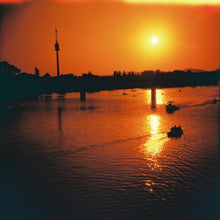 Load image into Gallery viewer, Lomography Redscale XR 50-200 - 120 - 3 Pack
