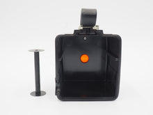 Load image into Gallery viewer, Kodak Brownie Hawkeye Flash Model - USED
