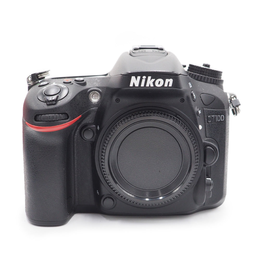 Nikon D7100 24.1 MP Body - USED