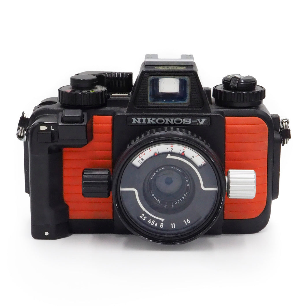 Nikon Nikonos V Underwater Camera with W-Nikkor 35mm f/2.5 Lens - USED