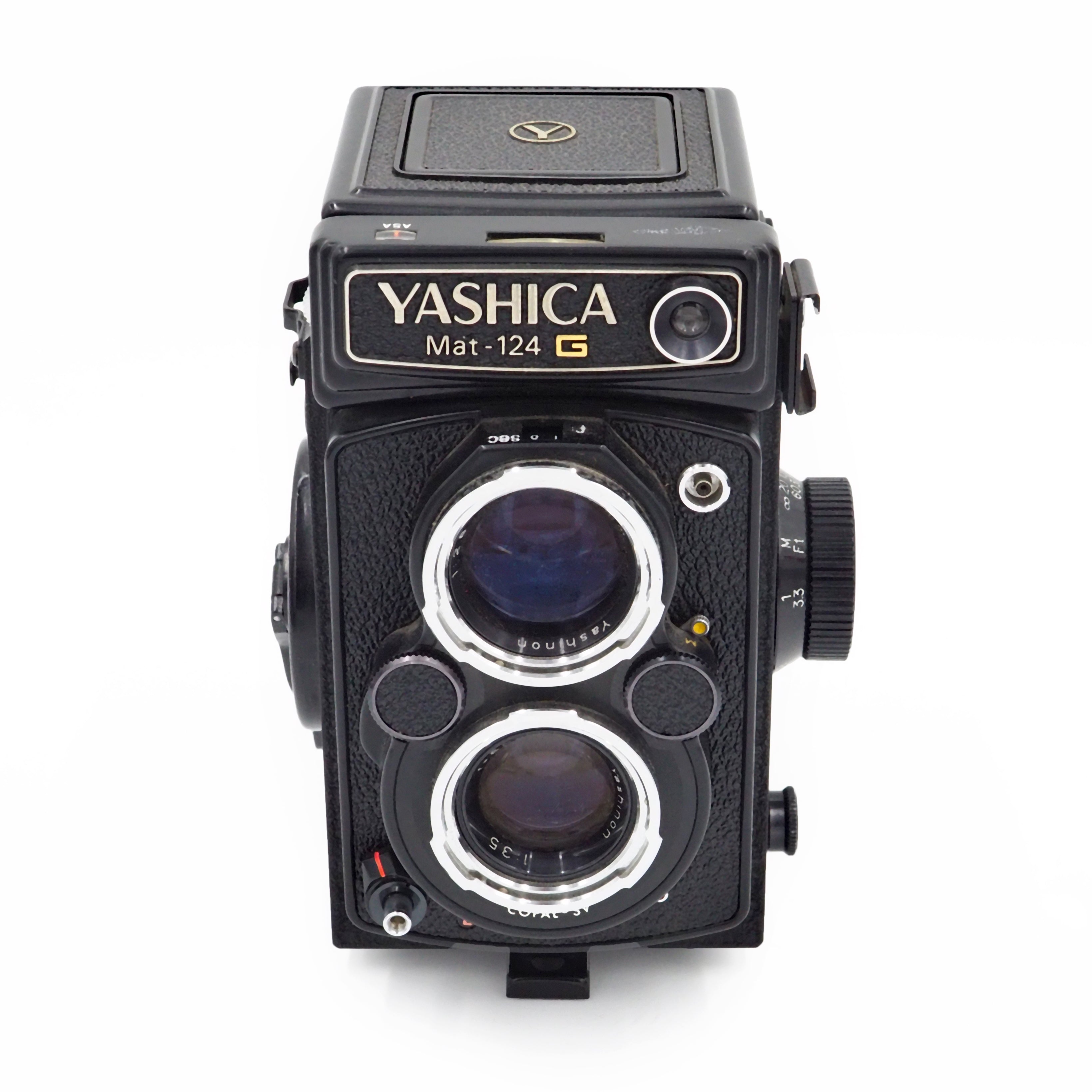 yashica mat 124g flash sync
