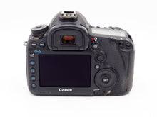 Load image into Gallery viewer, Canon EOS 5D Mark III 22.3 MP Full Frame Body - USED
