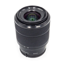 Load image into Gallery viewer, Sony FE 28-70mm f/3.5-5.6 OSS Lens - USED
