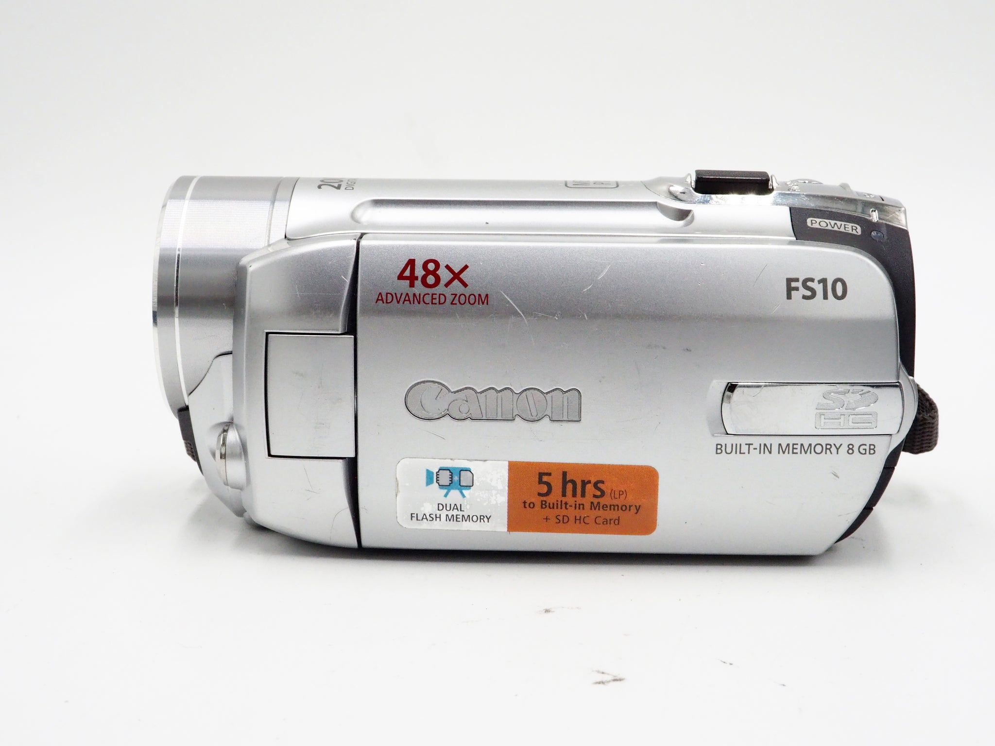 Canon ビデオカメラ FS 10 Canon FS10 8GB flash memory camcorder at Crutchfield