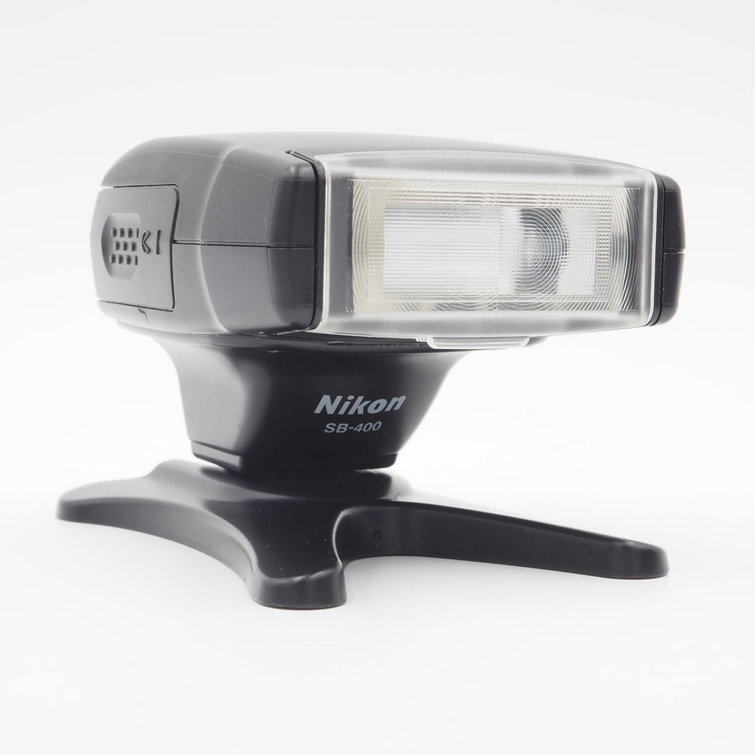 Nikon SB-400 Speedlight - USED