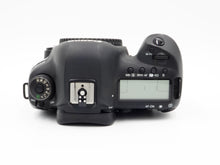 Load image into Gallery viewer, Canon EOS 5D Mark IV 30.4 MP Full Frame Body - USED
