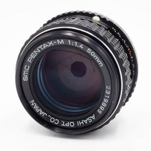 Load image into Gallery viewer, Pentax 50mm f/1.4 SMC M Manual Focus Lens - USED
