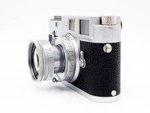 Load image into Gallery viewer, Leica M2 Rangefinder with Summicron 50mm f/2 Collapsible Lens - USED
