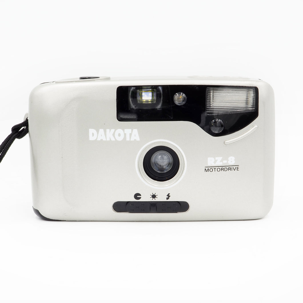 Dakota RZ-8 Compact 35mm Camera - USED